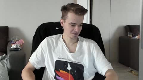 taylor fox online show from February 2025 12:17:01 PM