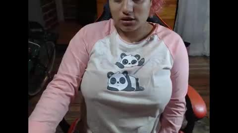 Snapshot of rokyhilary chatting on March 2026 01:10:02 AM jesabel online show from March 2026 01:10:02 AM