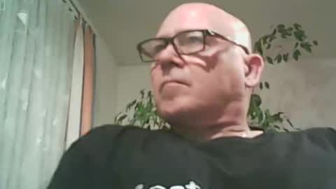 Snapshot of rola56430 chatting on February 2025 05:52:01 AM rola56430 online show from February 2025 05:52:01 AM