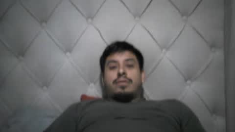 Snapshot of rolandof2009 chatting on October 2025 04:21:01 AM rolando online show from October 2025 04:21:01 AM