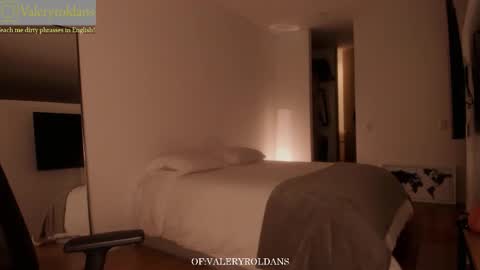 Snapshot of roldansvalery chatting on March 2026 01:14:01 AM Valery Roldans online show from March 2026 01:14:01 AM