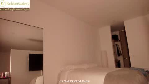 Snapshot of roldansvalery chatting on March 2026 03:10:01 AM Valery Roldans online show from March 2026 03:10:01 AM