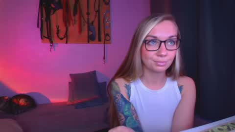 rollamoonshine online show from May 2026 06:47:02 PM
