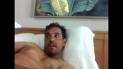 Snapshot of roller1987 chatting on September 2025 06:35:01 PM Roller Handsome online show from September 2025 06:35:01 PM