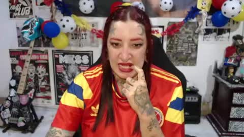 Snapshot of rollyderolandia666 chatting on June 2026 12:42:01 AM Rolly online show from June 2026 12:42:01 AM