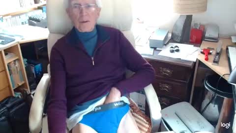 rolydawe online show from May 2026 11:04:02 AM
