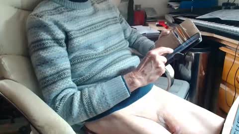 rolydawe online show from May 2026 01:28:01 PM