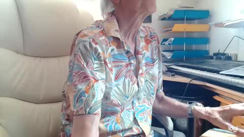 rolydawe online show from May 2026 02:12:01 PM