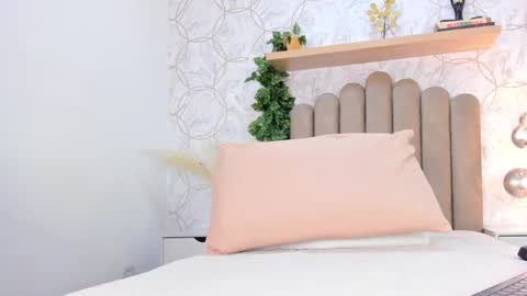   online show from November 2025 11:54:01 AM