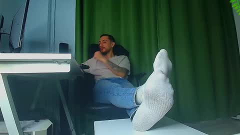 Snapshot of romaniamaster1 chatting on March 2026 09:04:01 AM romaniamaster1 online show from March 2026 09:04:01 AM