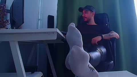 Snapshot of romaniamaster1 chatting on March 2026 07:03:02 AM romaniamaster1 online show from March 2026 07:03:02 AM