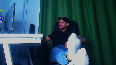 Snapshot of romaniamaster1 chatting on March 2026 06:25:01 AM romaniamaster1 online show from March 2026 06:25:01 AM