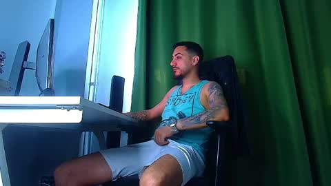 Snapshot of romaniamaster1 chatting on April 2026 06:58:01 AM romaniamaster1 online show from April 2026 06:58:01 AM