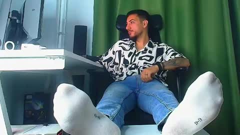 romaniamaster1 online show from May 2026 06:09:01 AM