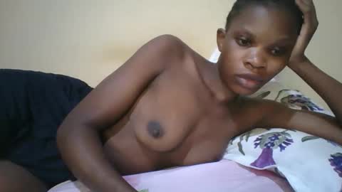 Emma online show from September 2025 07:14:02 PM