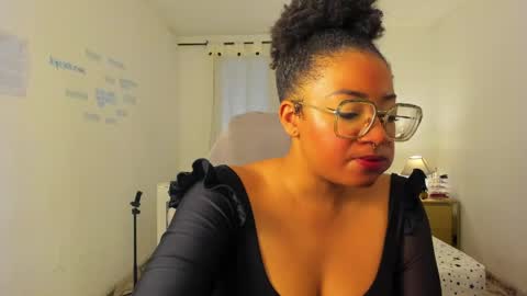 Snapshot of romantic_stargirl chatting on April 2026 12:35:01 PM Is A Belle online show from April 2026 12:35:01 PM