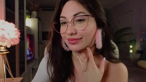 Snapshot of romanticsonya chatting on March 2026 12:15:01 AM romanticsonya online show from March 2026 12:15:01 AM