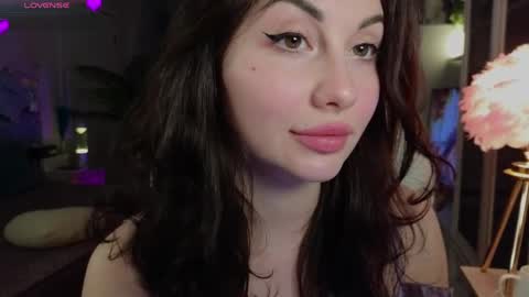 Snapshot of romanticsonya chatting on April 2026 09:59:01 PM romanticsonya online show from April 2026 09:59:01 PM