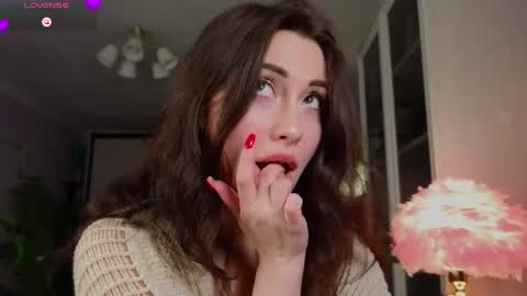 Snapshot of romanticsonya chatting on April 2026 11:17:01 PM romanticsonya online show from April 2026 11:17:01 PM