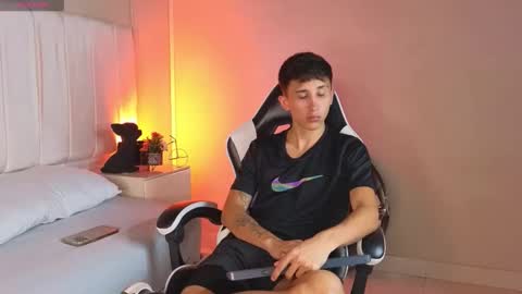 Snapshot of rome_hard chatting on April 2026 07:53:01 PM Rome online show from April 2026 07:53:01 PM