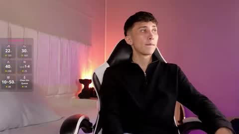 Snapshot of rome_hard chatting on April 2026 07:49:02 PM Rome online show from April 2026 07:49:02 PM