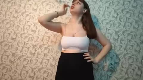 Alya online show from December 2025 01:04:02 PM