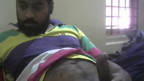 Snapshot of romeo7inch chatting on December 2025 08:09:01 AM Punith online show from December 2025 08:09:01 AM