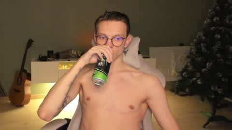 Romeo online show from December 2024 10:37:02 PM