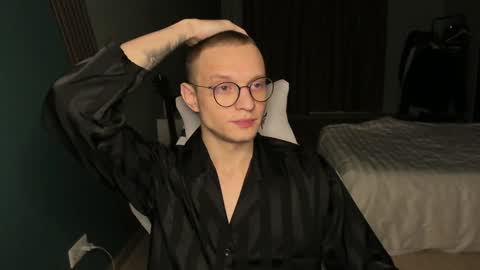 Romeo online show from January 2025 08:53:01 PM