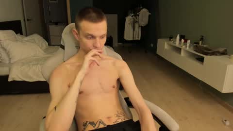 Romeo online show from February 2025 10:09:02 PM