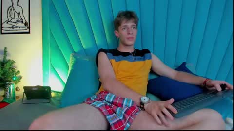 Romeo Ricci online show from December 2024 04:53:02 PM