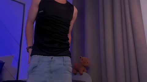 Romeo Ricci online show from January 2025 09:16:01 AM