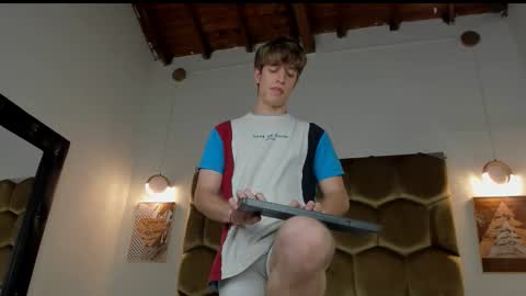 Snapshot of romeo_ricci1 chatting on February 2026 10:32:02 PM Romeo Ricci online show from February 2026 10:32:02 PM