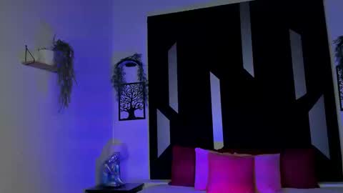 Snapshot of romeo_ricci1 chatting on March 2026 12:36:01 AM Romeo Ricci online show from March 2026 12:36:01 AM