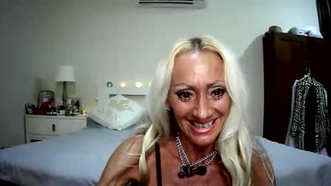 Snapshot of romeodiamond chatting on June 2026 02:20:02 AM romeodiamond online show from June 2026 02:20:02 AM