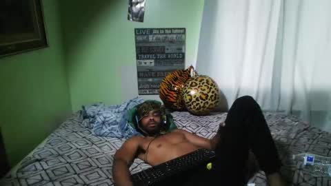 romeotyn online show from September 2025 09:16:02 PM