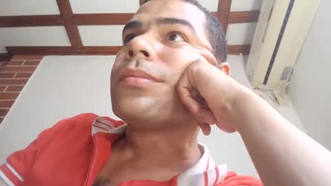 Snapshot of rompeculos121 chatting on February 2025 06:37:01 PM rompeculos121 online show from February 2025 06:37:01 PM