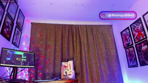 Snapshot of romynahot chatting on April 2026 09:34:02 AM Romyna online show from April 2026 09:34:02 AM