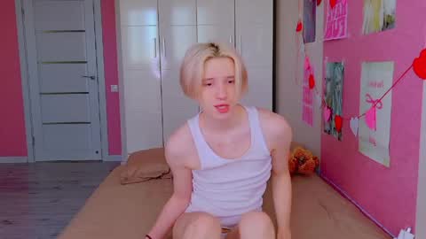 Snapshot of ron_vilss chatting on March 2026 06:29:01 AM Ron online show from March 2026 06:29:01 AM