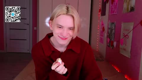 Snapshot of ron_vilss chatting on April 2026 02:42:01 PM Ron online show from April 2026 02:42:01 PM