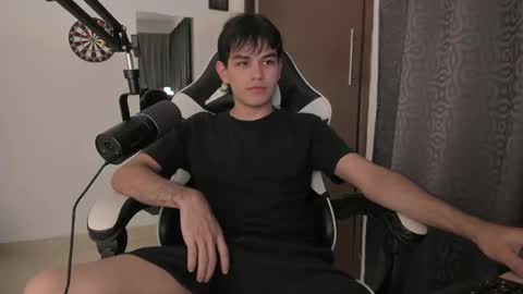 Snapshot of ronaldmq20 chatting on January 2025 11:45:01 PM Ronaldo online show from January 2025 11:45:01 PM