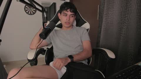 Snapshot of ronaldmq20 chatting on January 2025 02:24:02 AM Ronaldo online show from January 2025 02:24:02 AM