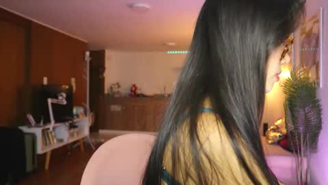 Snapshot of ronieeplay chatting on March 2026 04:05:02 AM Roni online show from March 2026 04:05:02 AM