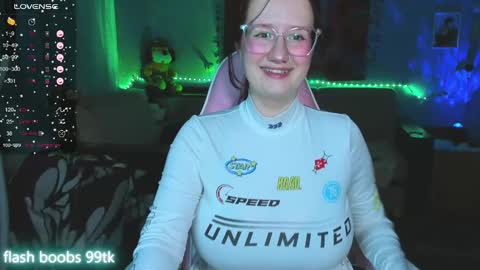 Snapshot of roniya_v chatting on January 2025 12:20:01 PM Spicy lady Kristy online show from January 2025 12:20:01 PM