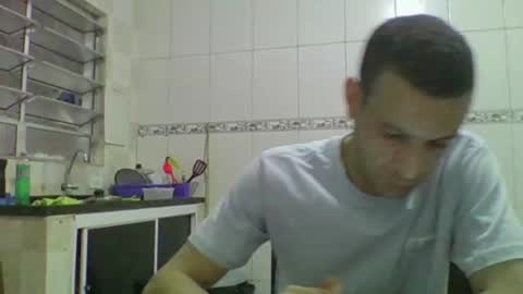 Snapshot of ronnispoto chatting on December 2024 08:25:01 PM ronny online show from December 2024 08:25:01 PM