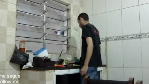 Snapshot of ronnispoto chatting on January 2025 05:29:01 PM ronny online show from January 2025 05:29:01 PM