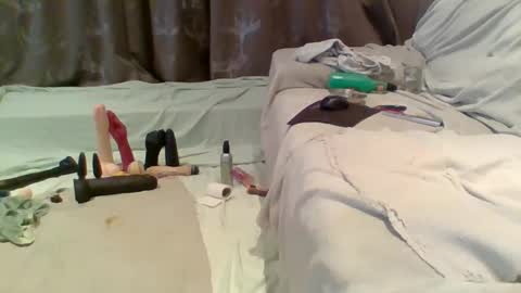 ronny cd online show from February 2025 09:58:02 PM