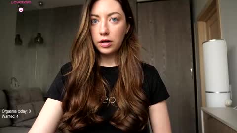 Snapshot of ronny_ponny chatting on March 2026 07:42:02 AM RonnyPonny online show from March 2026 07:42:02 AM