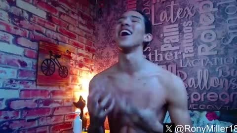 RonyMiller 1 online show from March 2025 02:43:02 PM