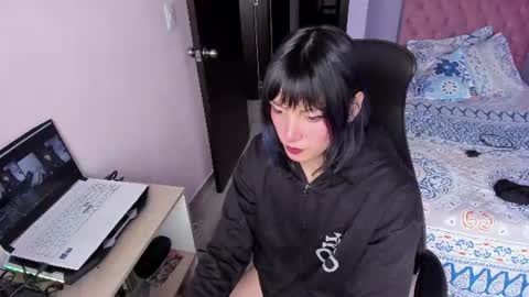 Snapshot of room312_ chatting on July 2026 05:04:01 PM Twelve 3 Inst Twelve 312002 Twitter Room312 2002 online show from July 2026 05:04:01 PM